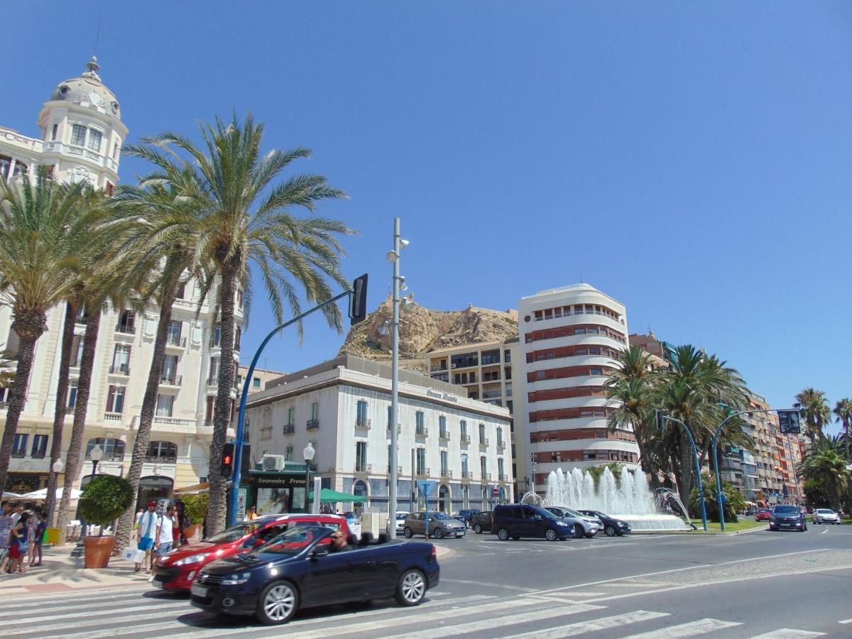 Apartamentos Playa Postiguet Alicante Kültér fotó