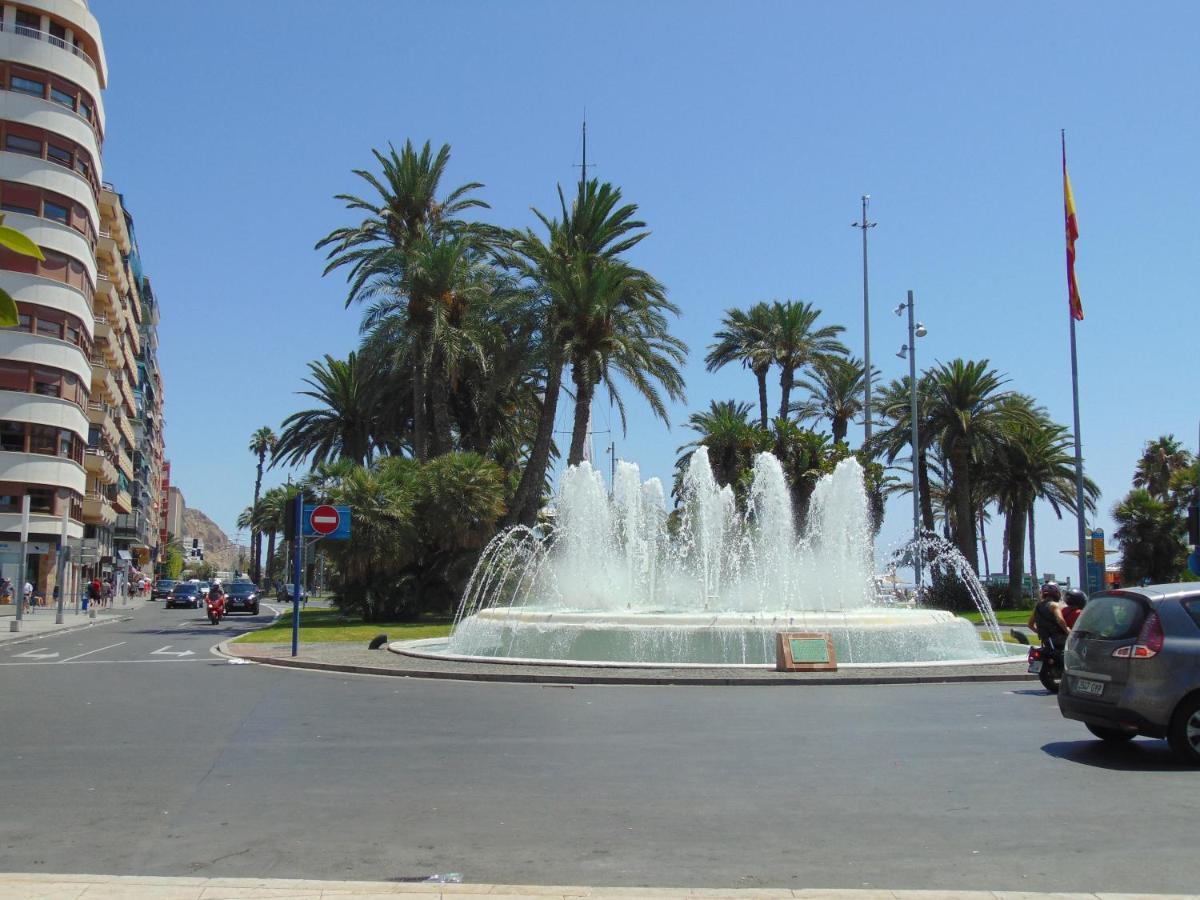 Apartamentos Playa Postiguet Alicante Kültér fotó