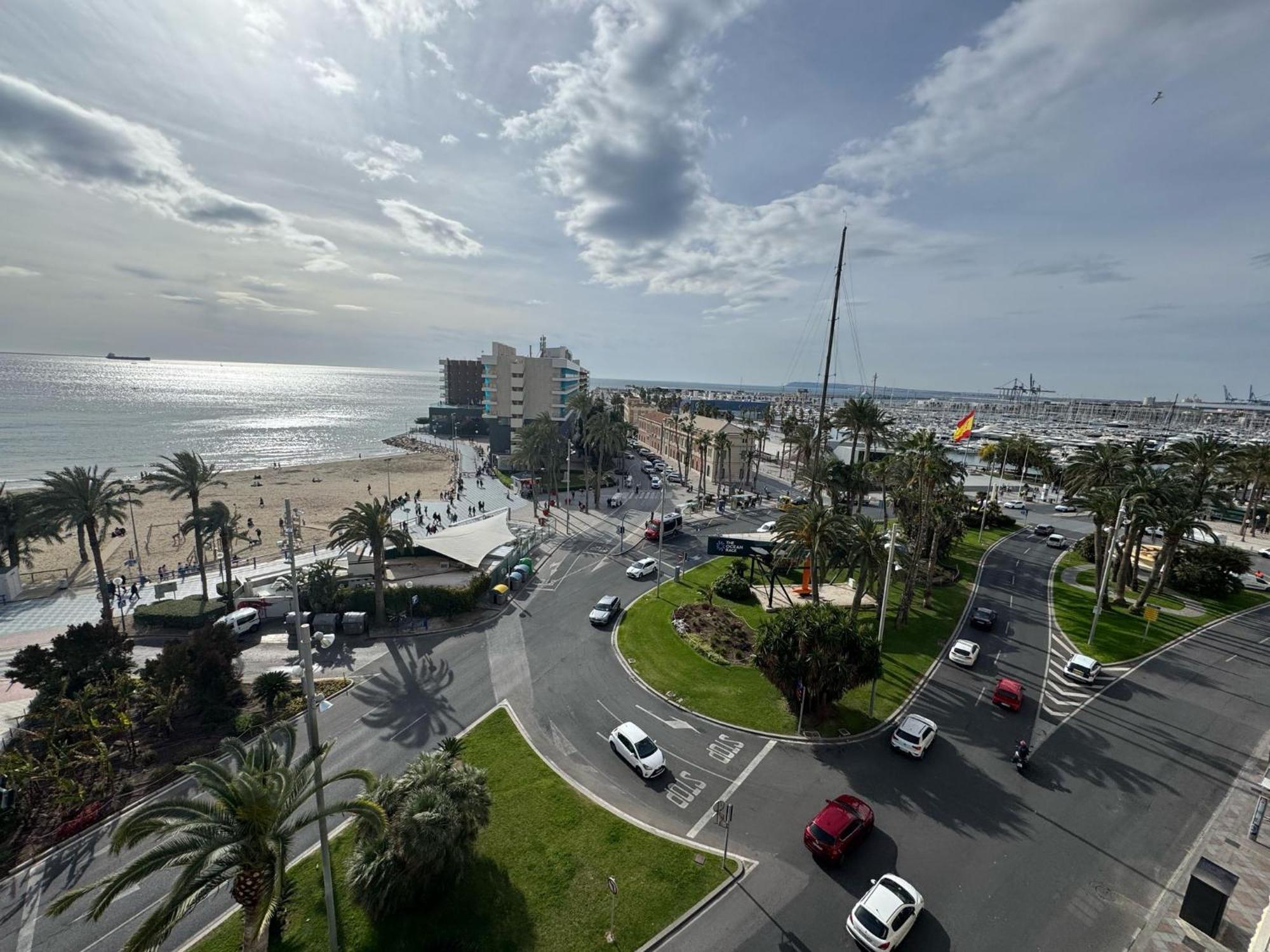 Apartamentos Playa Postiguet Alicante Kültér fotó