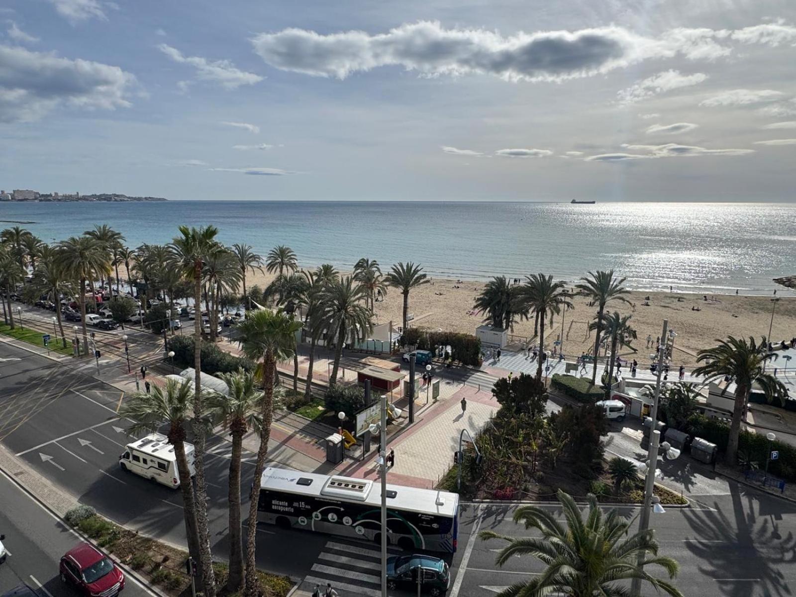 Apartamentos Playa Postiguet Alicante Kültér fotó