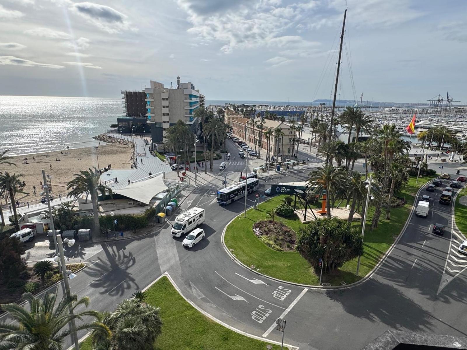 Apartamentos Playa Postiguet Alicante Kültér fotó