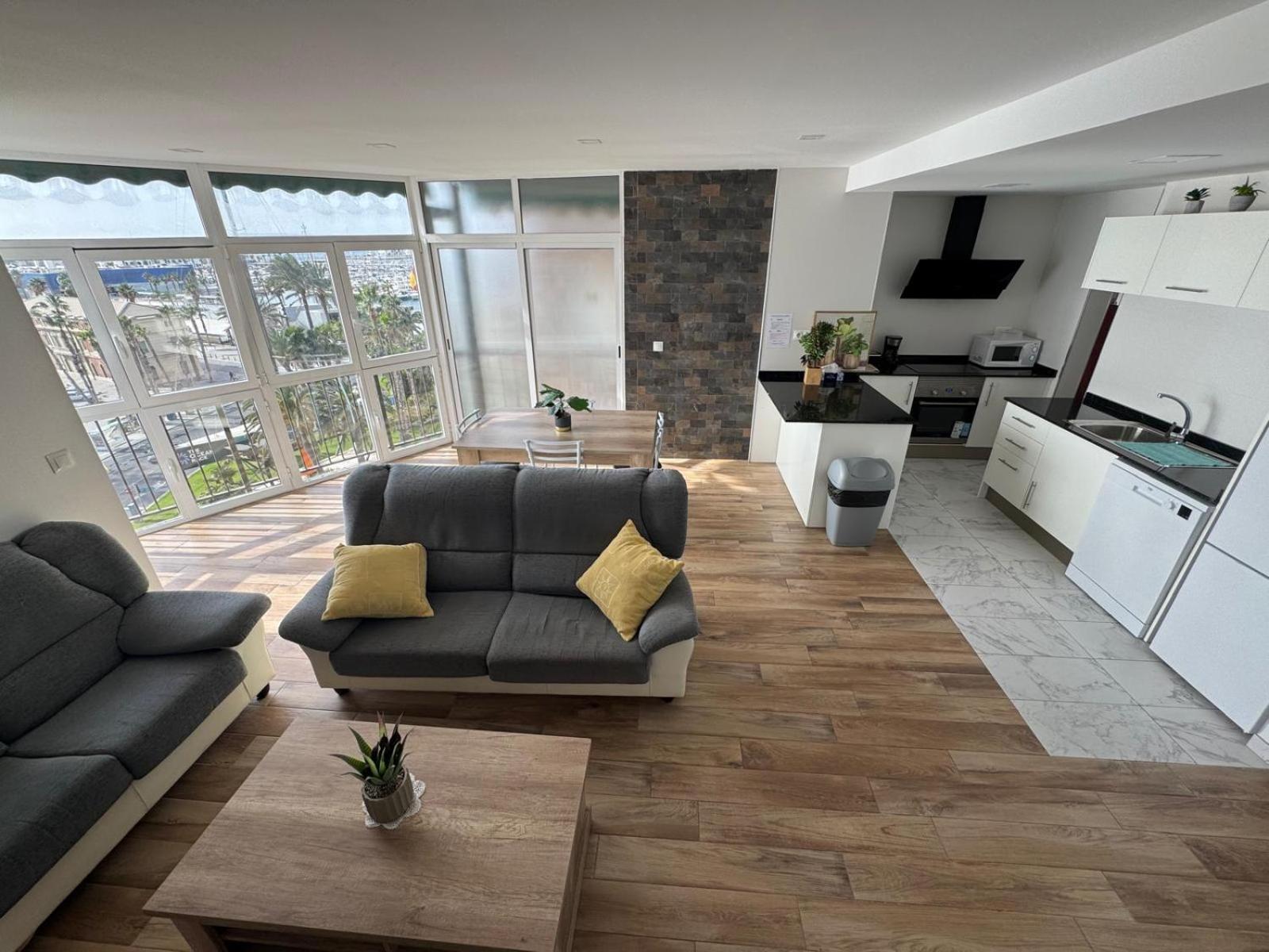 Apartamentos Playa Postiguet Alicante Kültér fotó