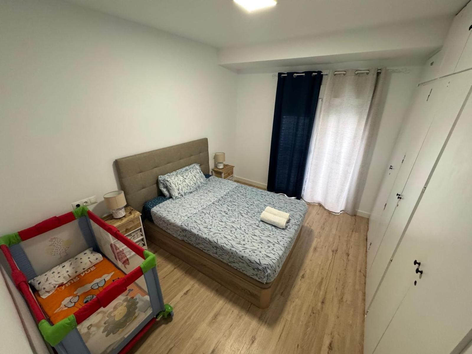 Apartamentos Playa Postiguet Alicante Kültér fotó